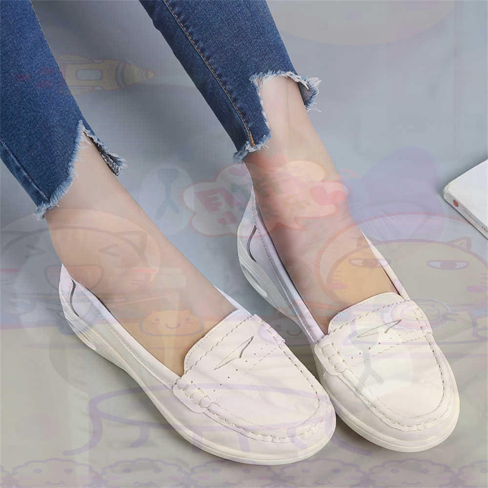 Tech Accessories Wholesale - Yumuşak Slip-on Bayan Büyük Boy Ayakkabı